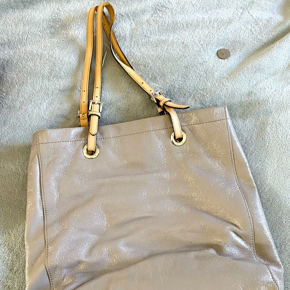 Michael Kors Shoulder Bag - Picture 2 of 5